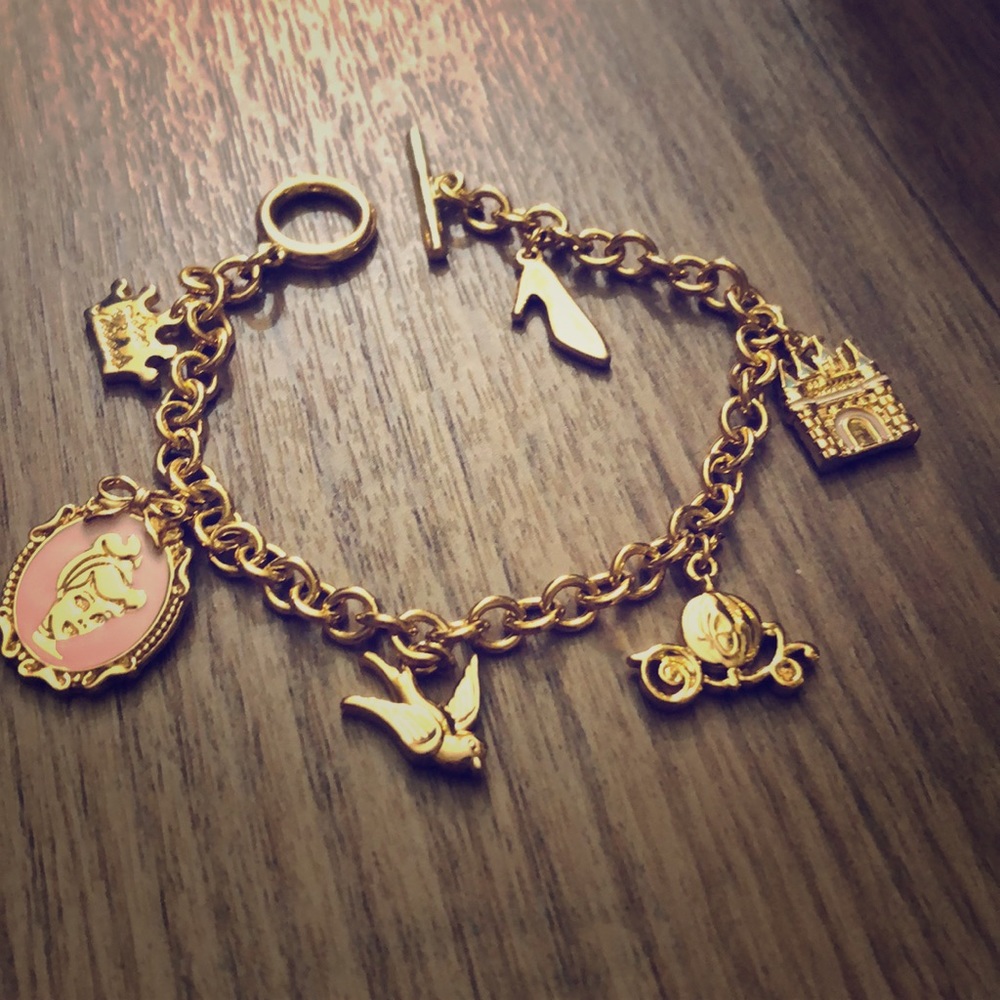Kidada Cinderella Charm Bracelet
